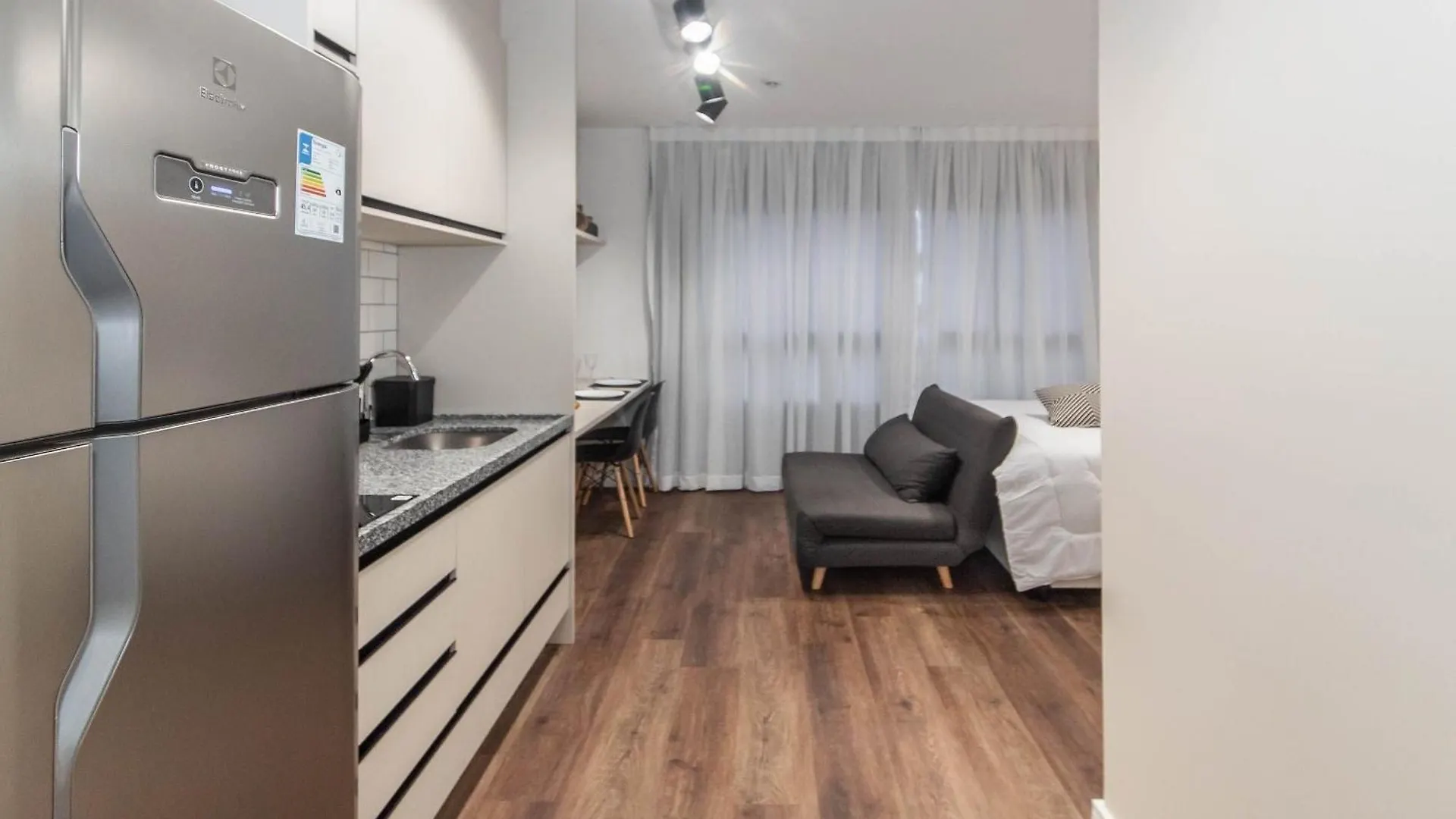 Prime 30 Estudio Conforto Brooklin By Oba Sao Paulo 0*,